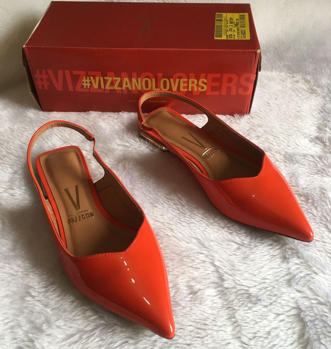 sapatilha vermelha vizzano