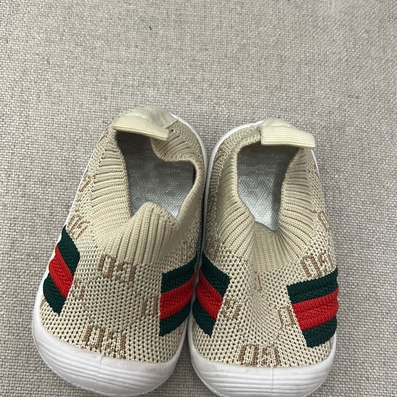 Sapatinho gucci hot sale bebe