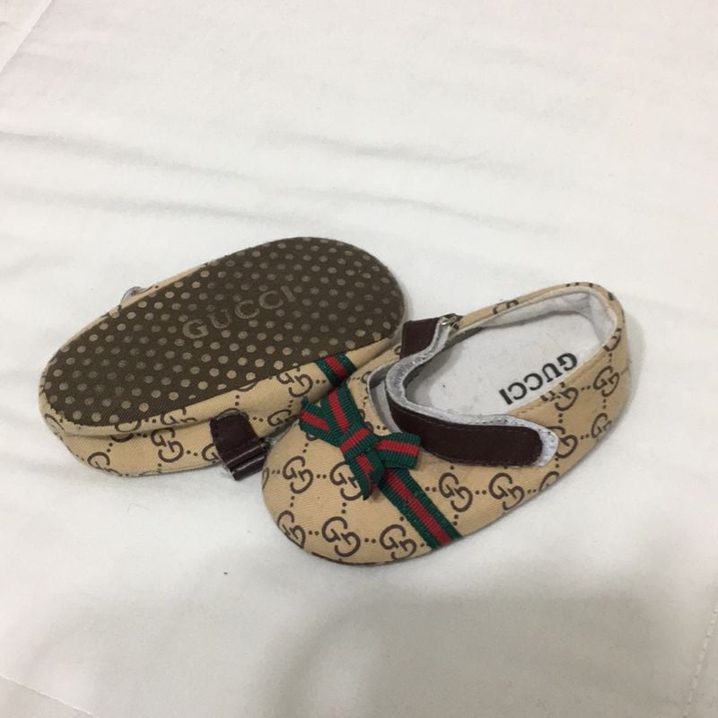 Sapatinho de best sale bebe gucci