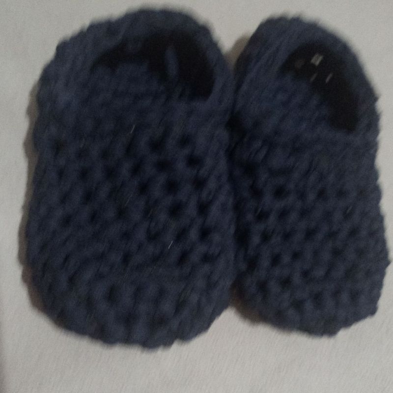 Sapatinho de best sale croche preto