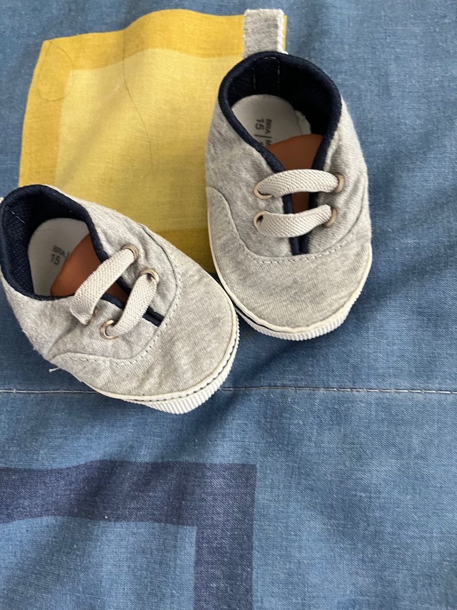 Sapatinho de bebe store renner