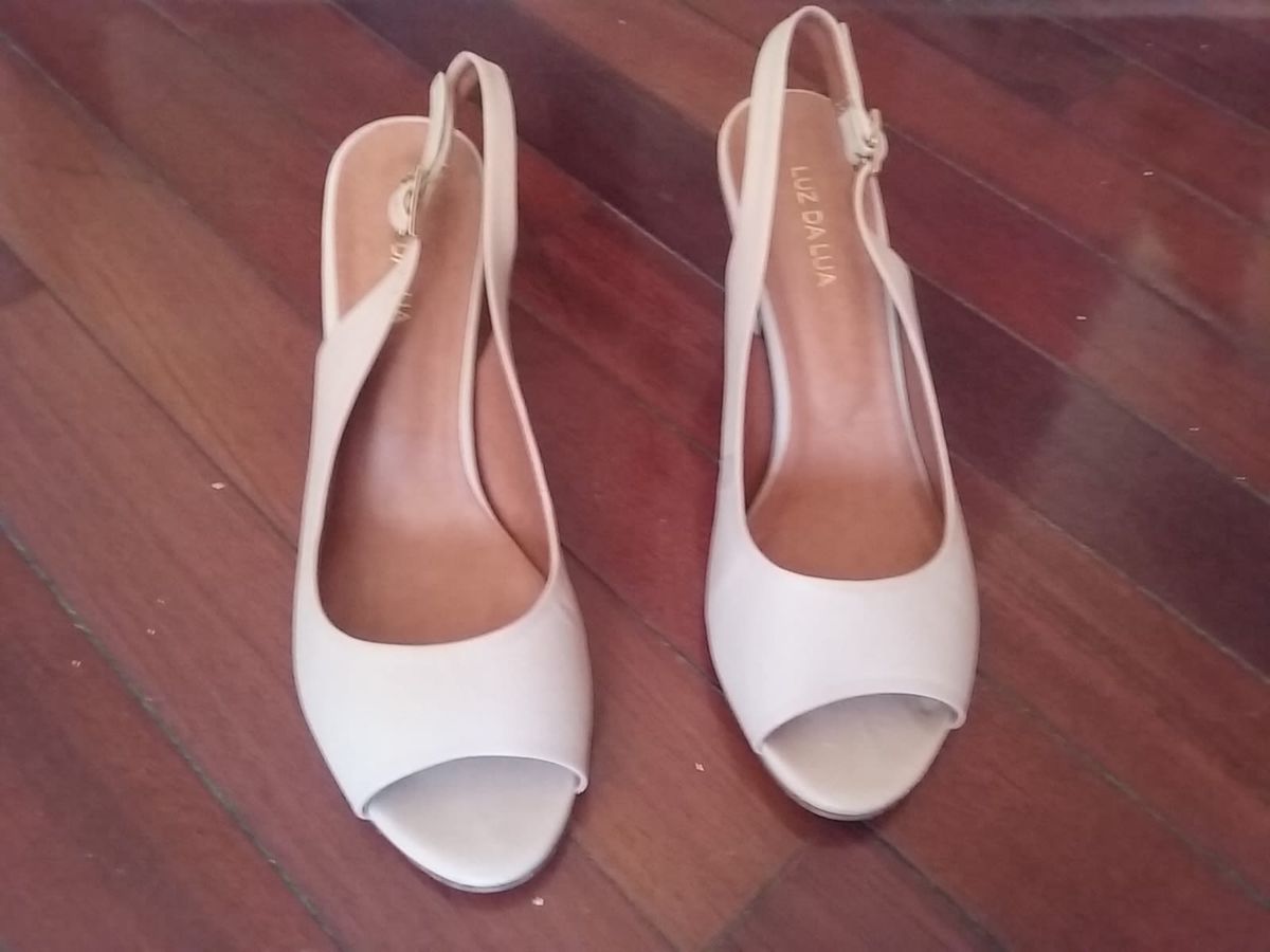 sapato aberto feminino