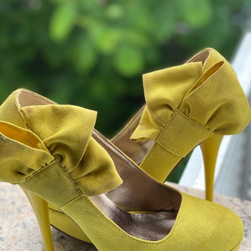 Charlotte russe hot sale yellow heels