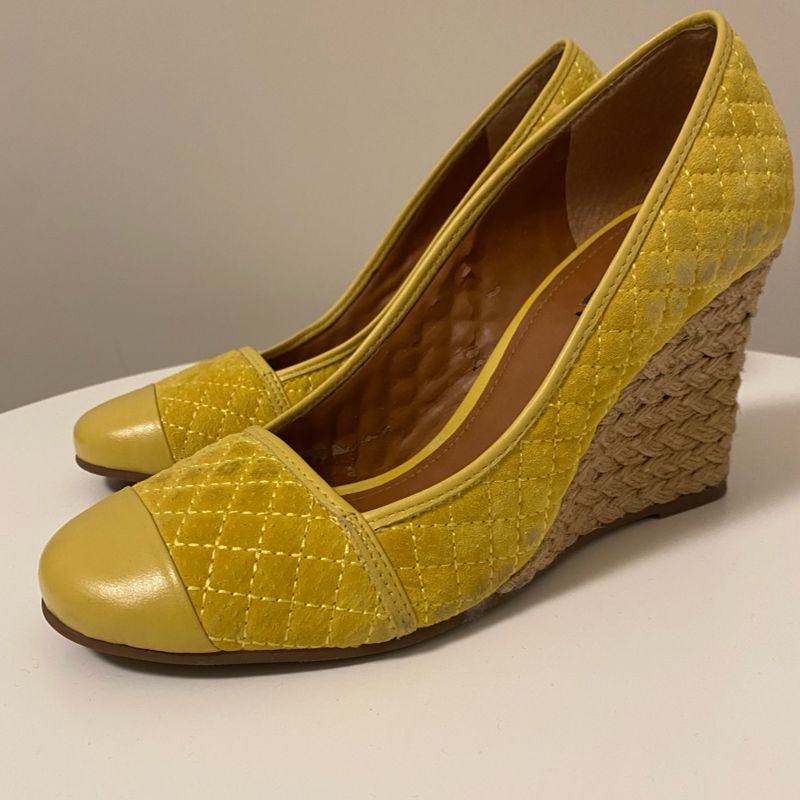 Sapato Anabela Amarelo Arezzo Sapato Feminino Arezzo Usado