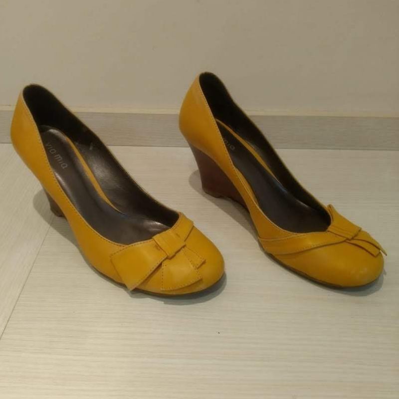 Sapato sales anabela amarelo