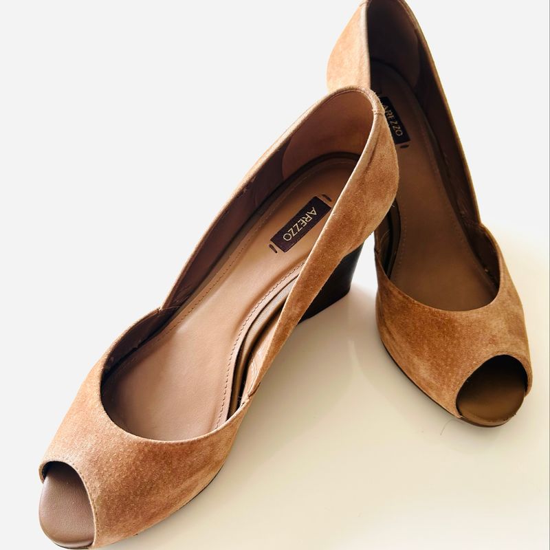 Sapato Anabela Arezzo Caramelo Tamanho Salto 8,5cms Arezzo - Main Image
