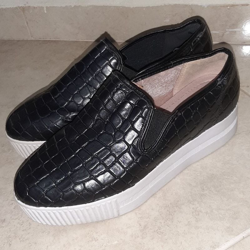 Slip on hot sale azaleia preto