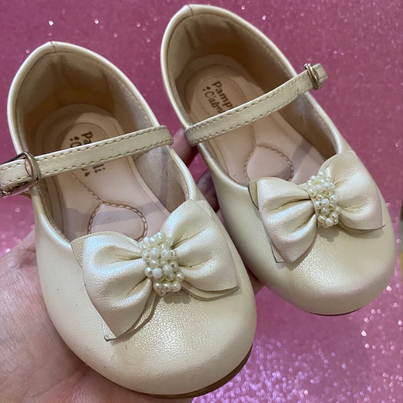 Sapato boneca bege cheap
