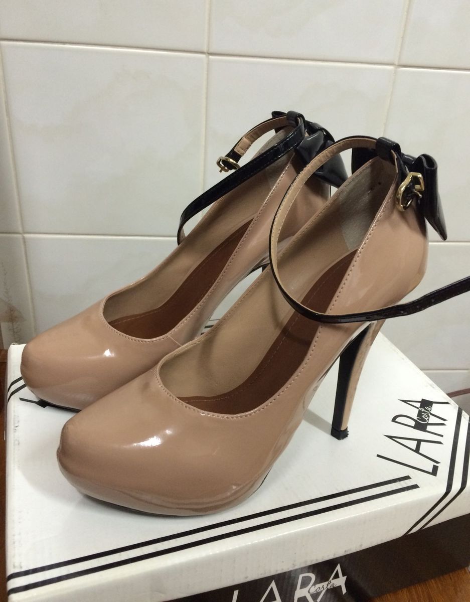 sapato boneca lara