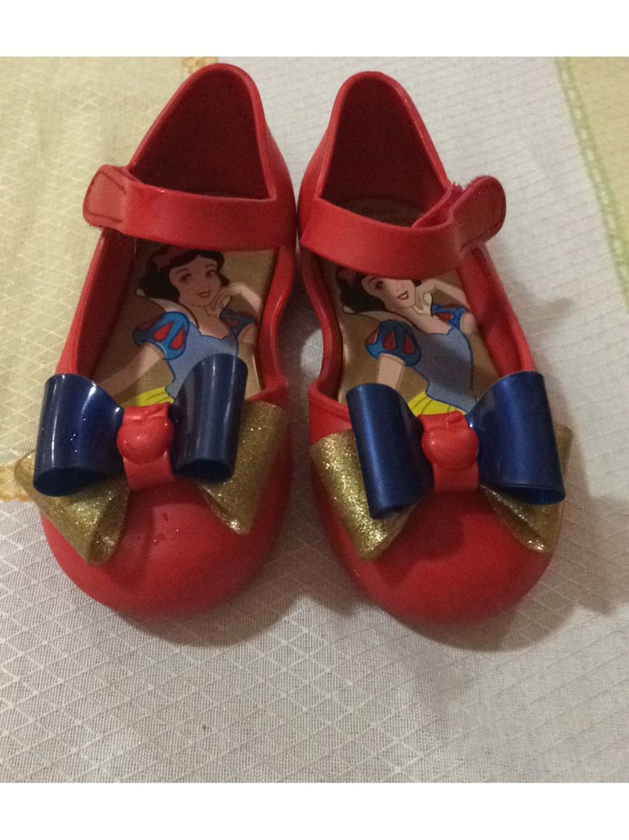 sapato infantil branca de neve