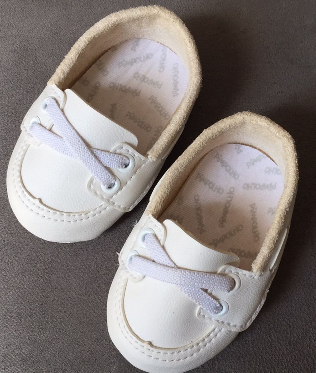 sapato branco para bebe