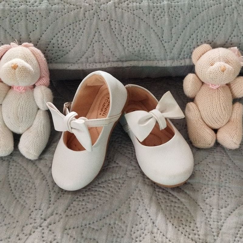 Sapato branco infantil sales pampili