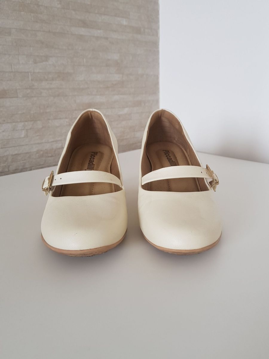 sapato piccadilly branco