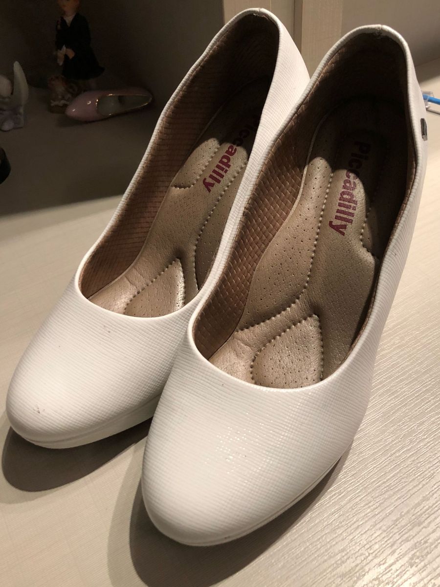 sapato piccadilly branco