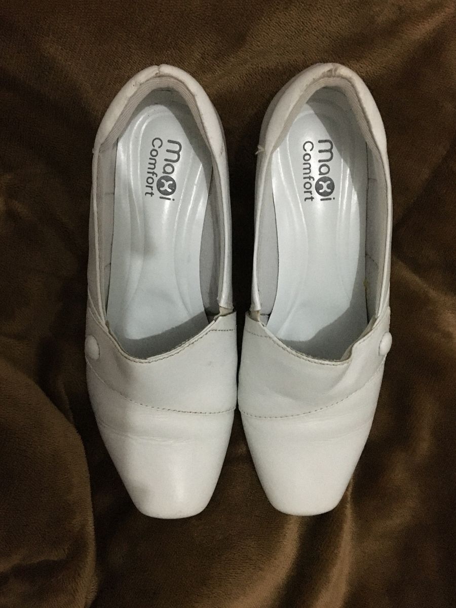 max confort sapatos branco