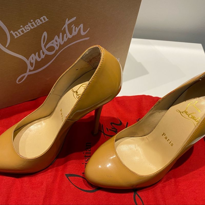 Tres Chic Classic Loubies, Sapato Feminino Christian-Louboutin Usado  58093965