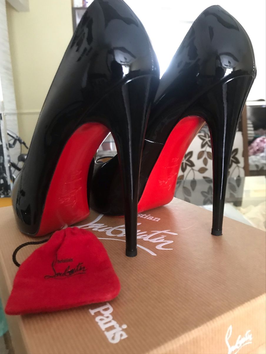scarpin christian louboutin preço