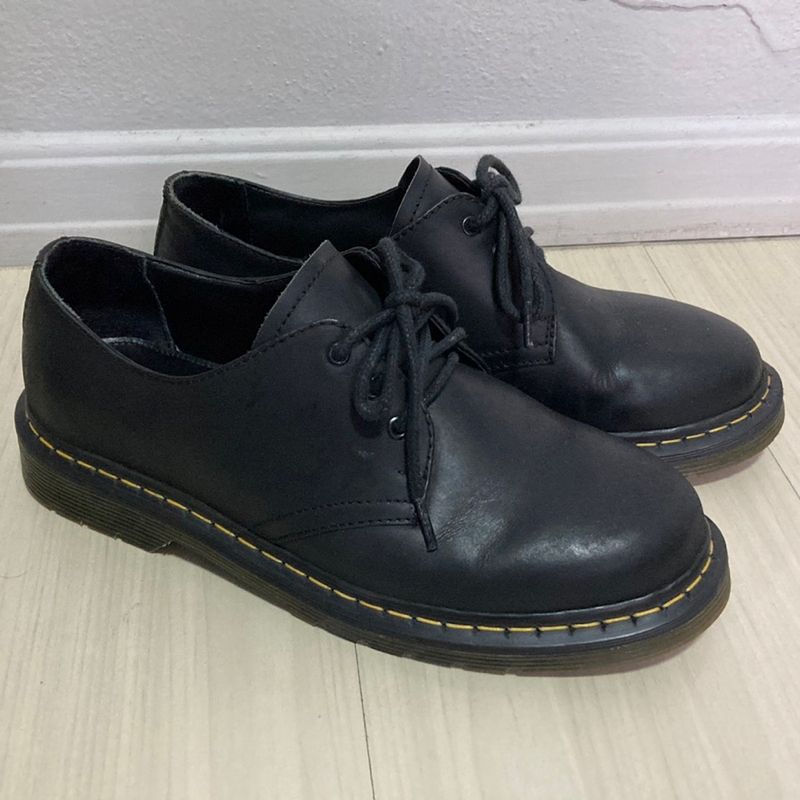 Sapato estilo hot sale doc martens