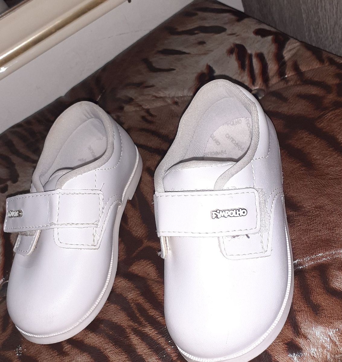 sapato branco menino