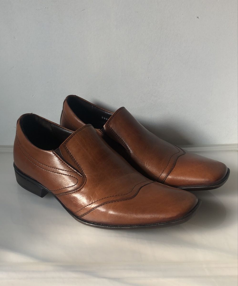 sapato sandalo marrom