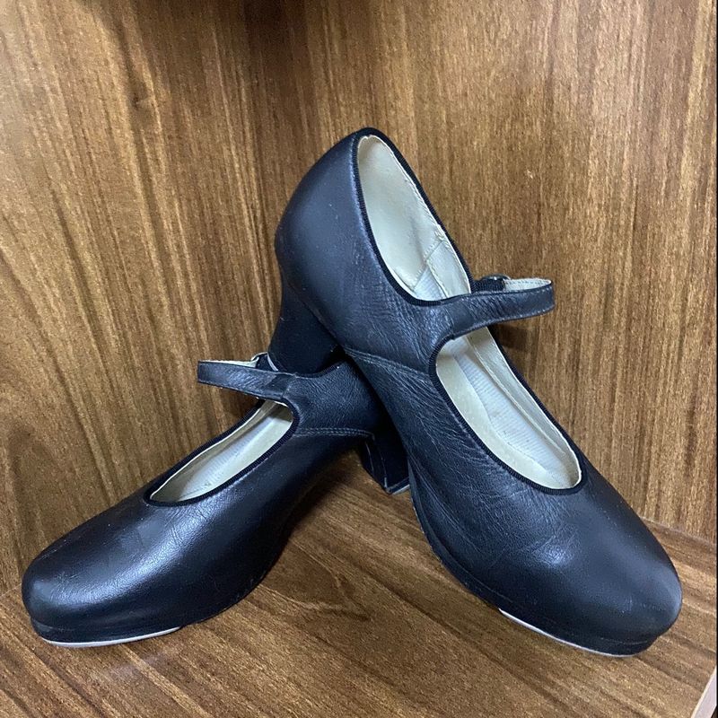 Sapato de Sapateado Capezio Sapato Feminino Capezio Usado 87323714  enjoei