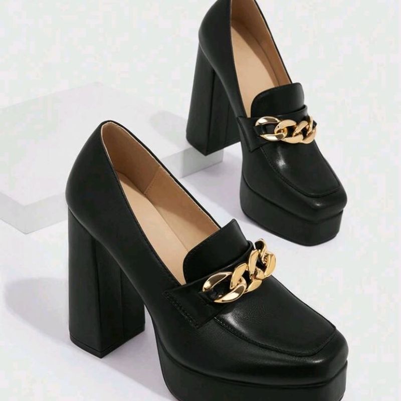 Sapato Feminino Plataforma Salto Grosso Ponta Quadrada Preto