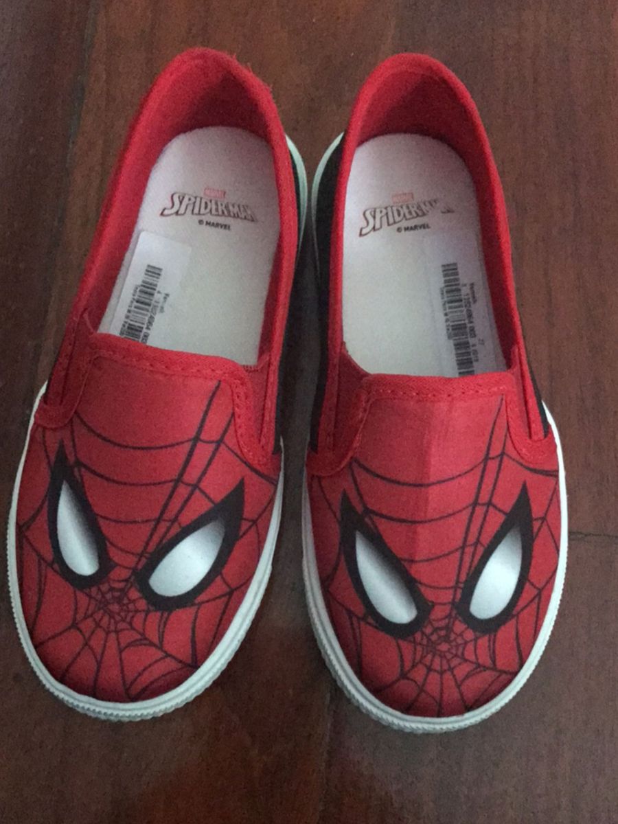 tenis homem aranha riachuelo