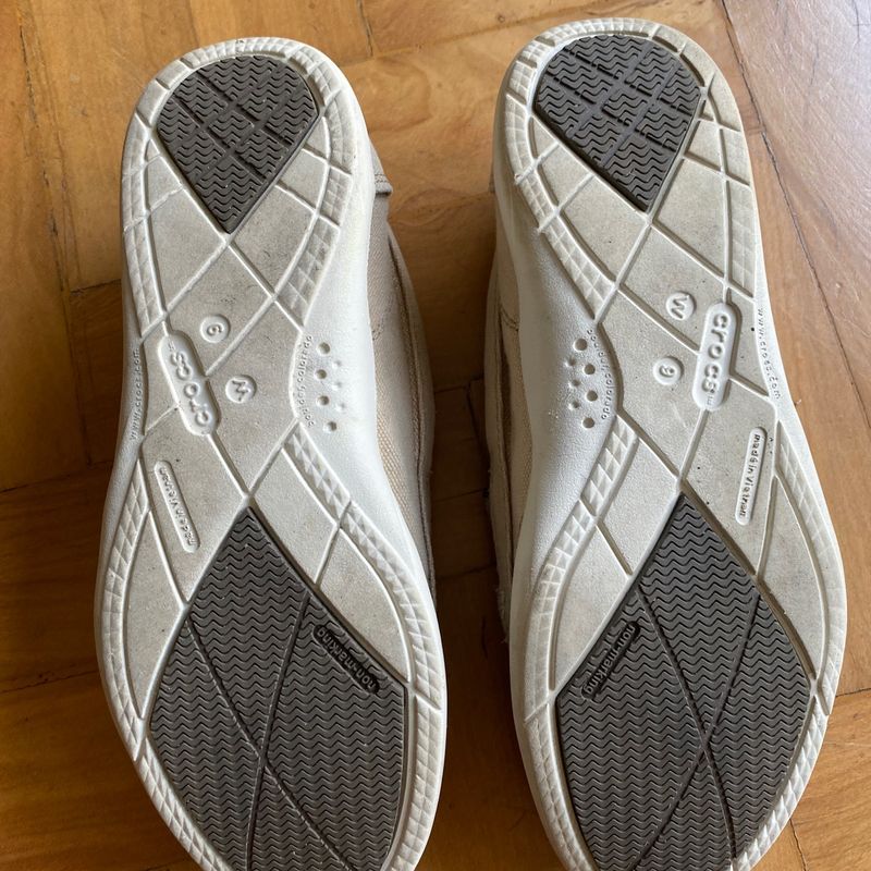 Crocs sapatenis 2024