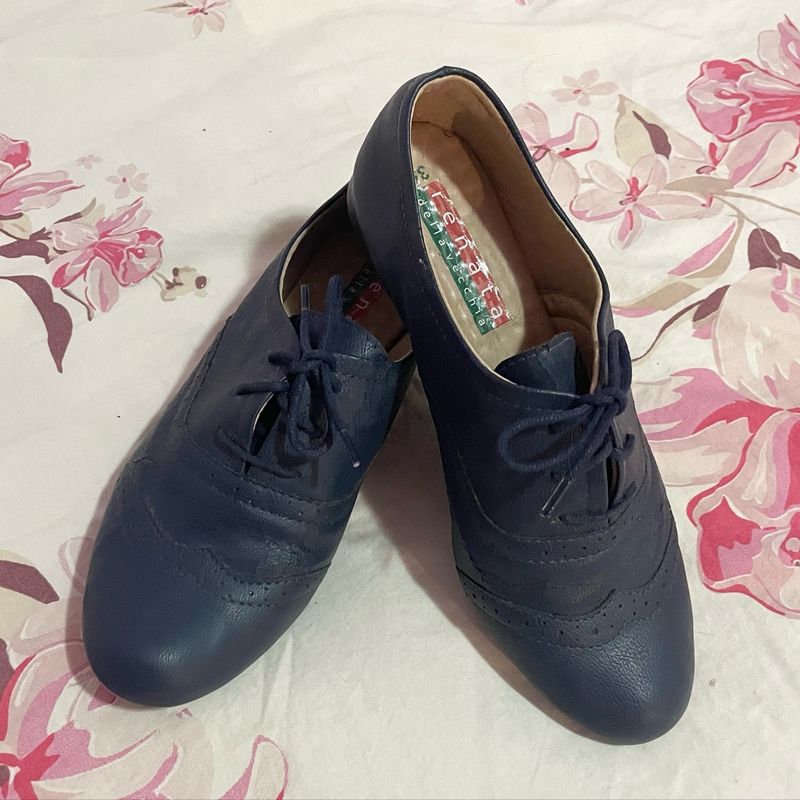 Sapato oxford sales feminino azul marinho