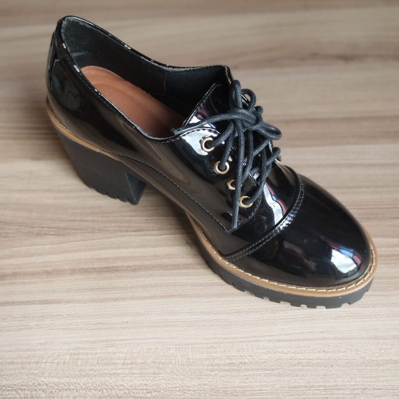 Sapato oxford best sale feminino tratorado