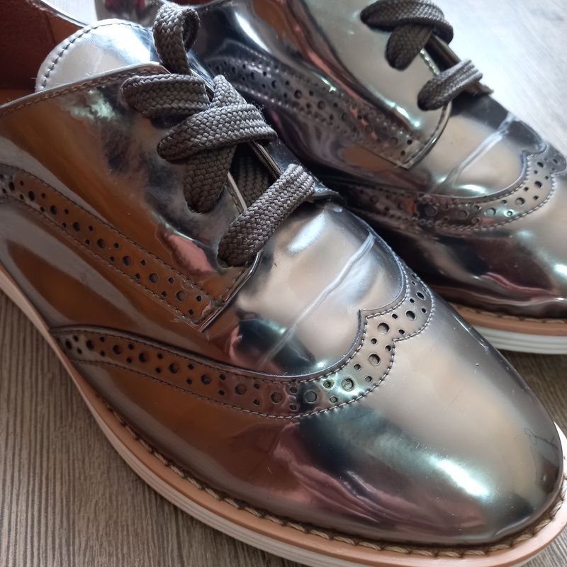 Sapato Oxford Metalizado Prata Verniz Vizzano Vizzano