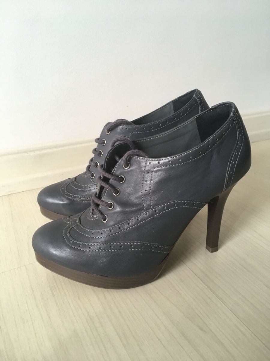 sapato salto oxford via marte