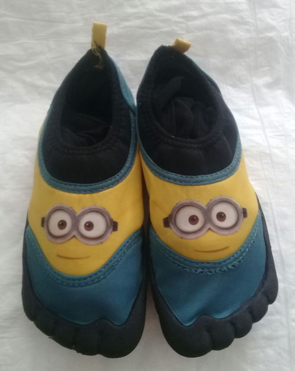 sapato infantil para piscina