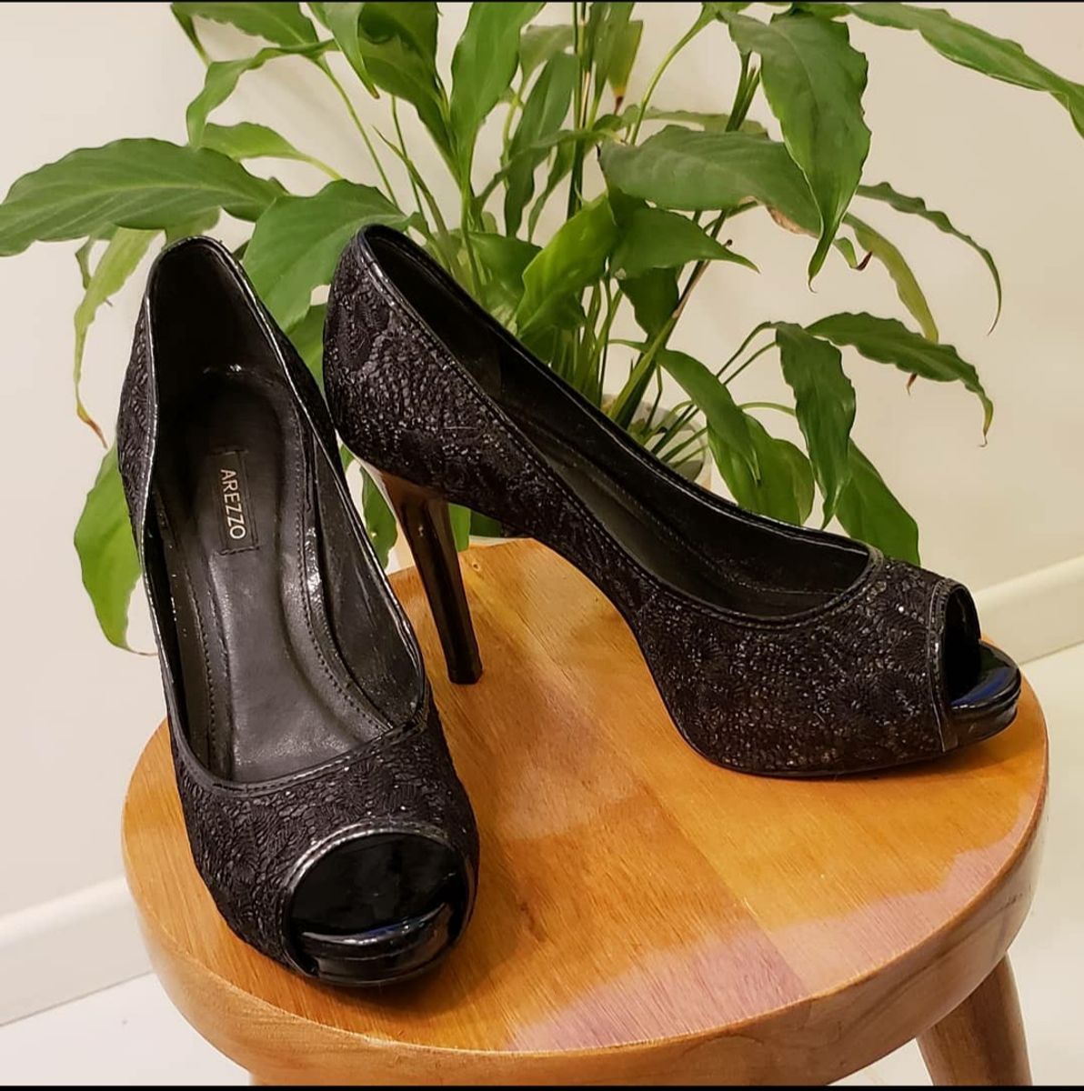 Peep toe hot sale arezzo