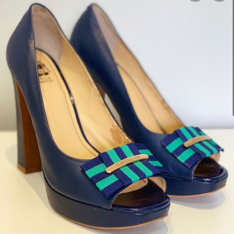 Sapato peep toe azul hot sale marinho