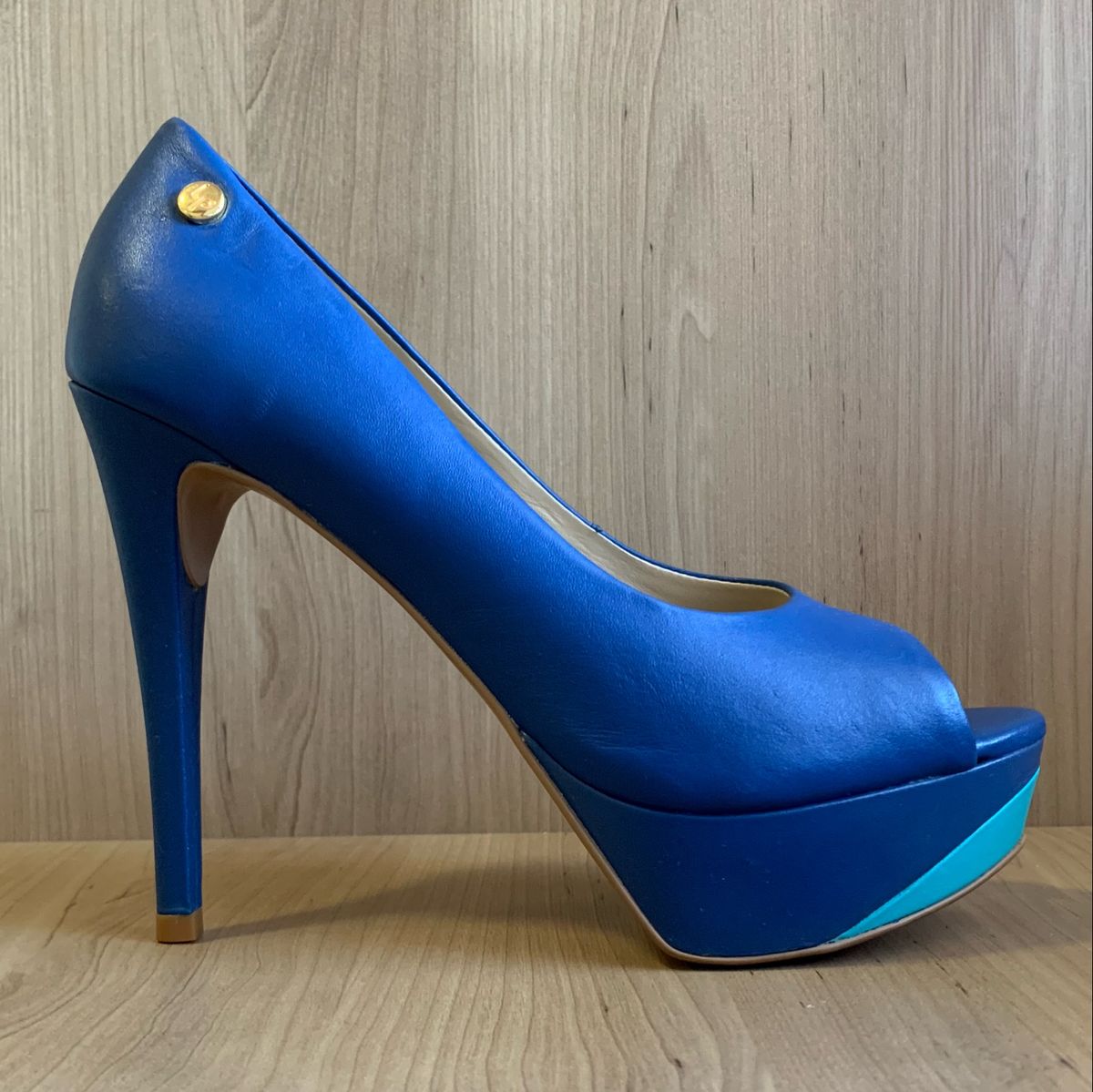 Sapato peep best sale toe azul