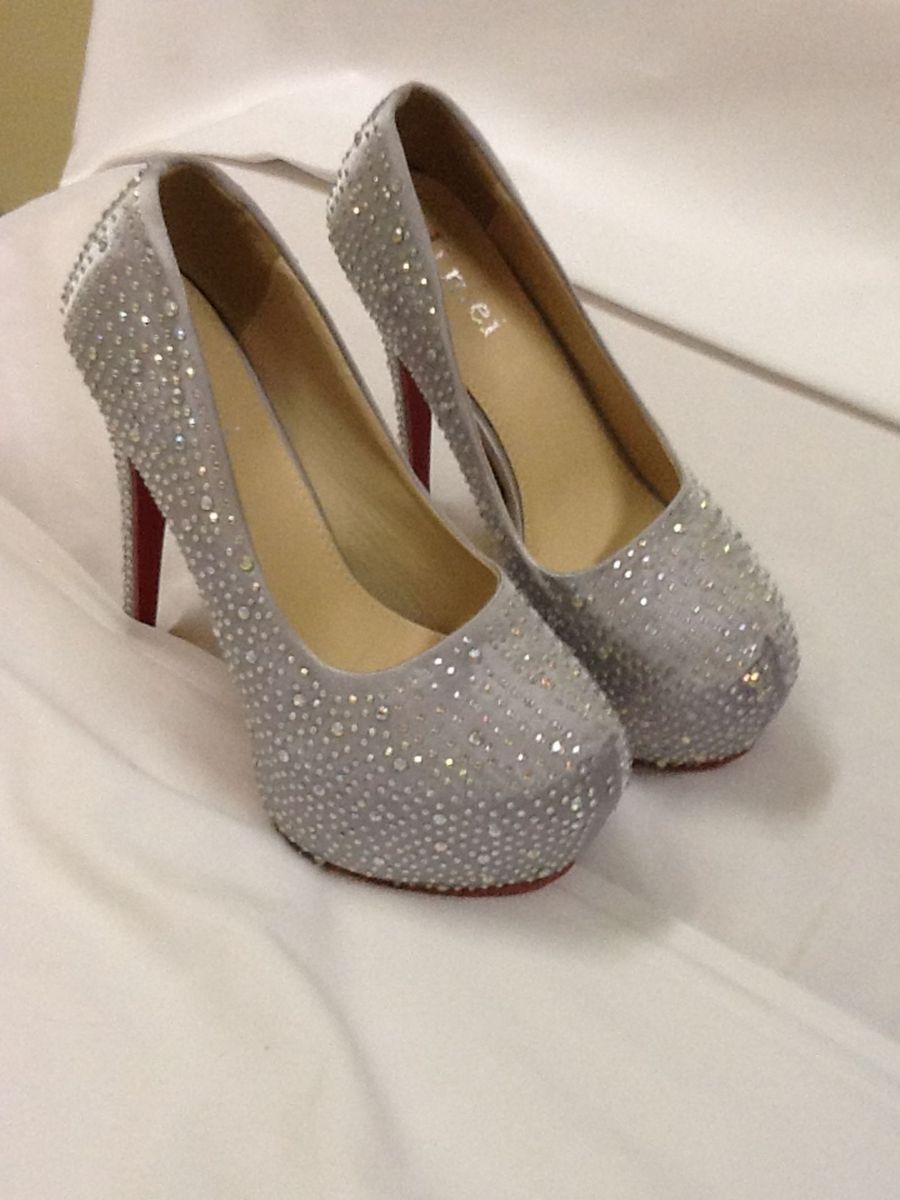 peep toe prata meia pata