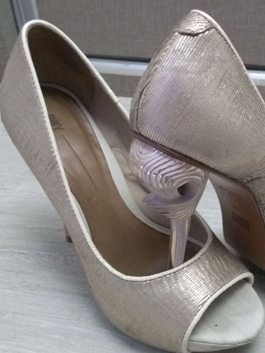 sapato feminino de couro macio