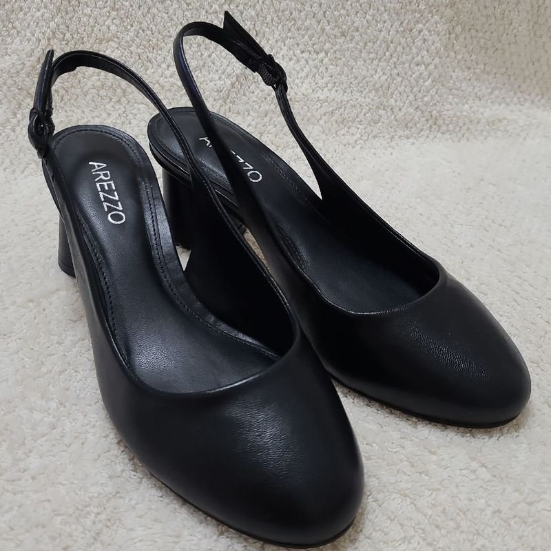 Sapato Preto em Couro Arezzo Sapato Feminino Arezzo Nunca Usado