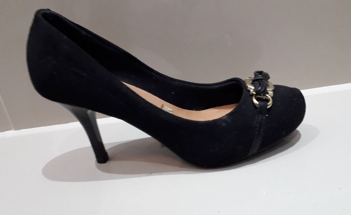 sapato preto fosco