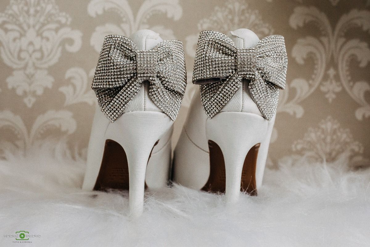 scarpin branco com laço