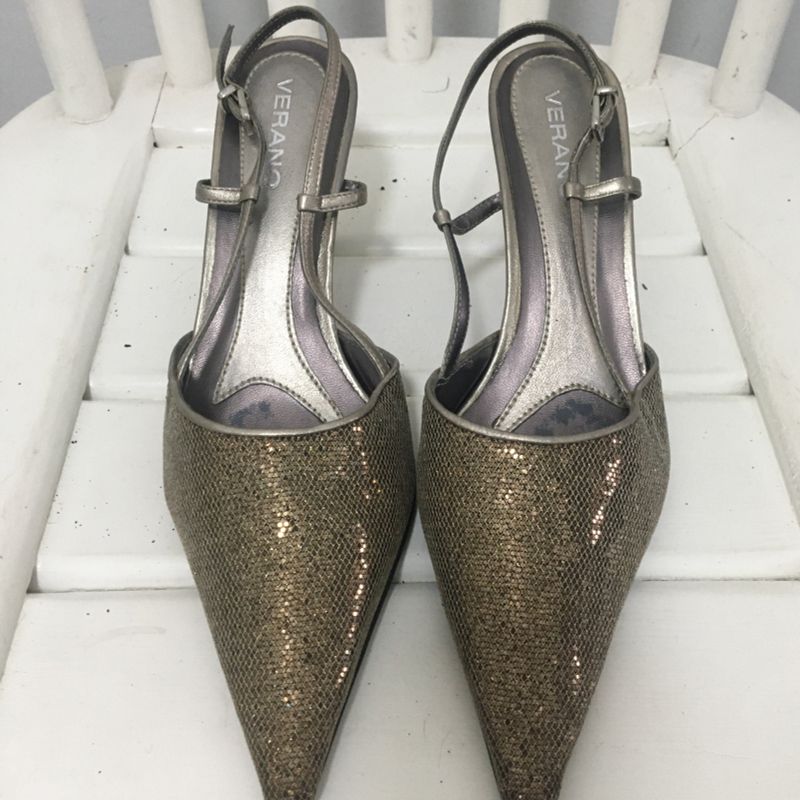 Sapato scarpin ouro velho cheap