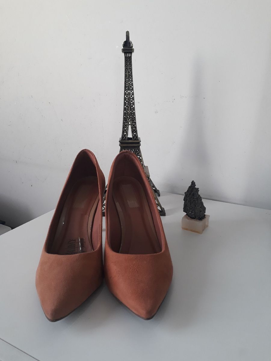 sapatos scarpin na marisa