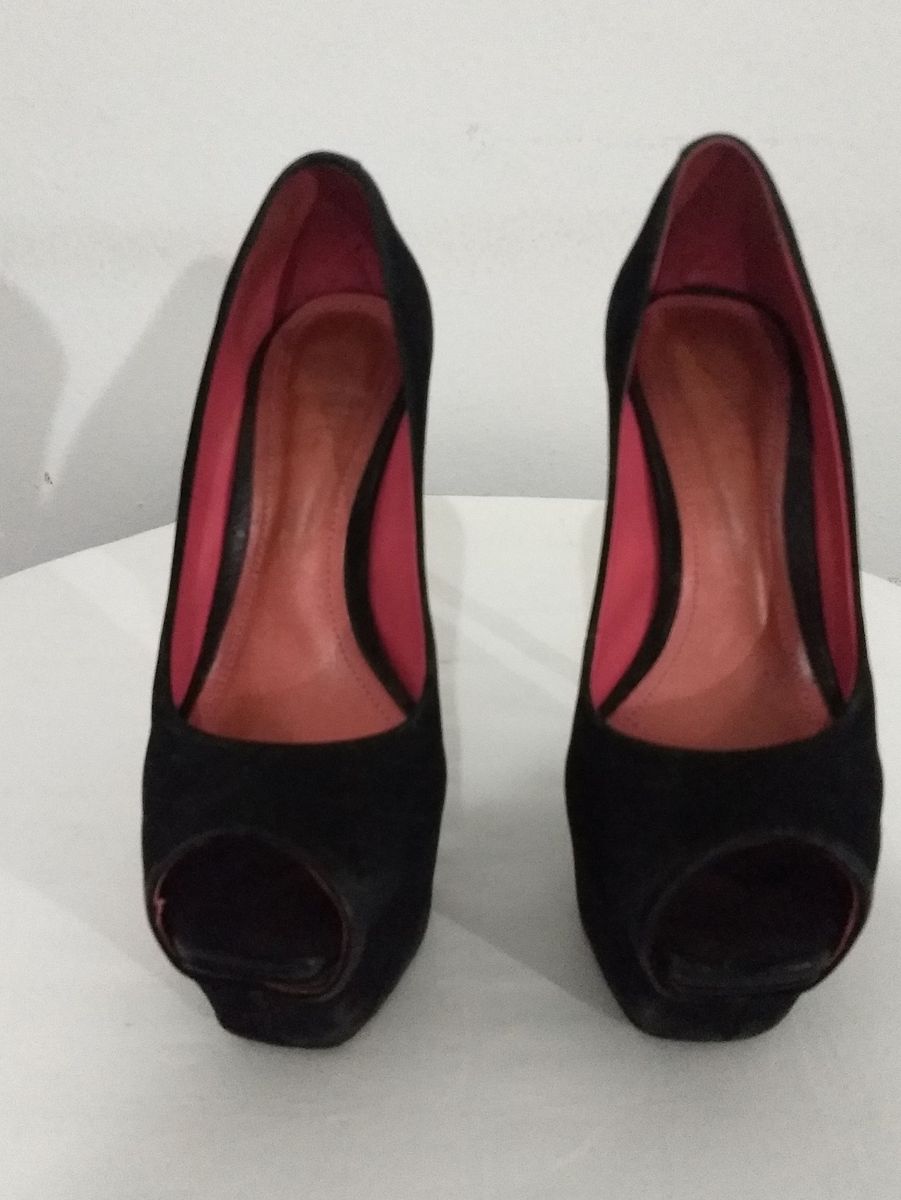 peep toe preto camurça