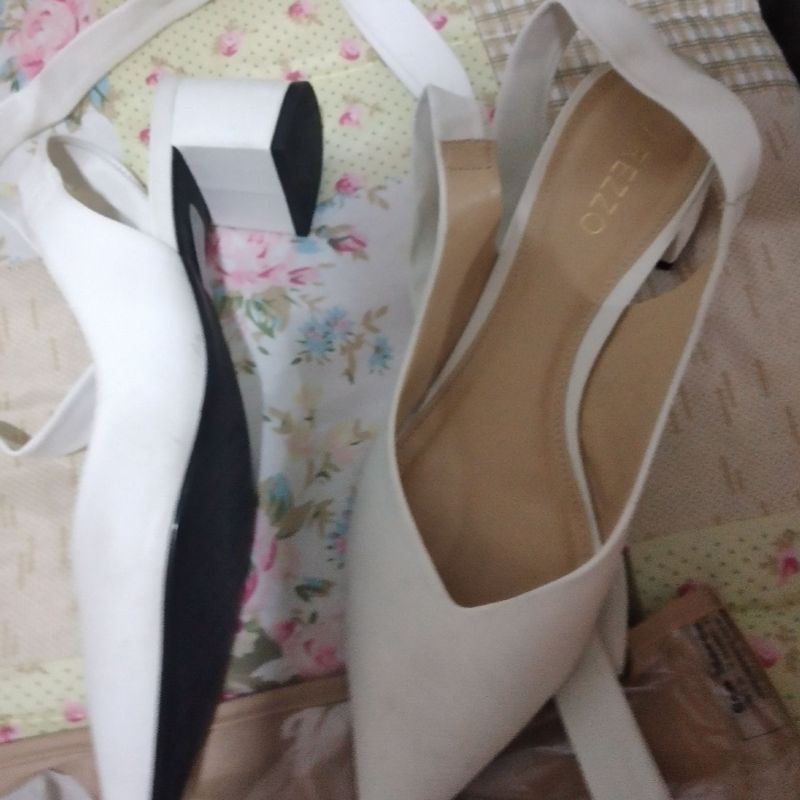 Sapato Slingback Liso Couro Branco 38 Arezzo Perfeito Noiva Casamento R stico Sapato Feminino Arezzo Usado 50599386 enjoei