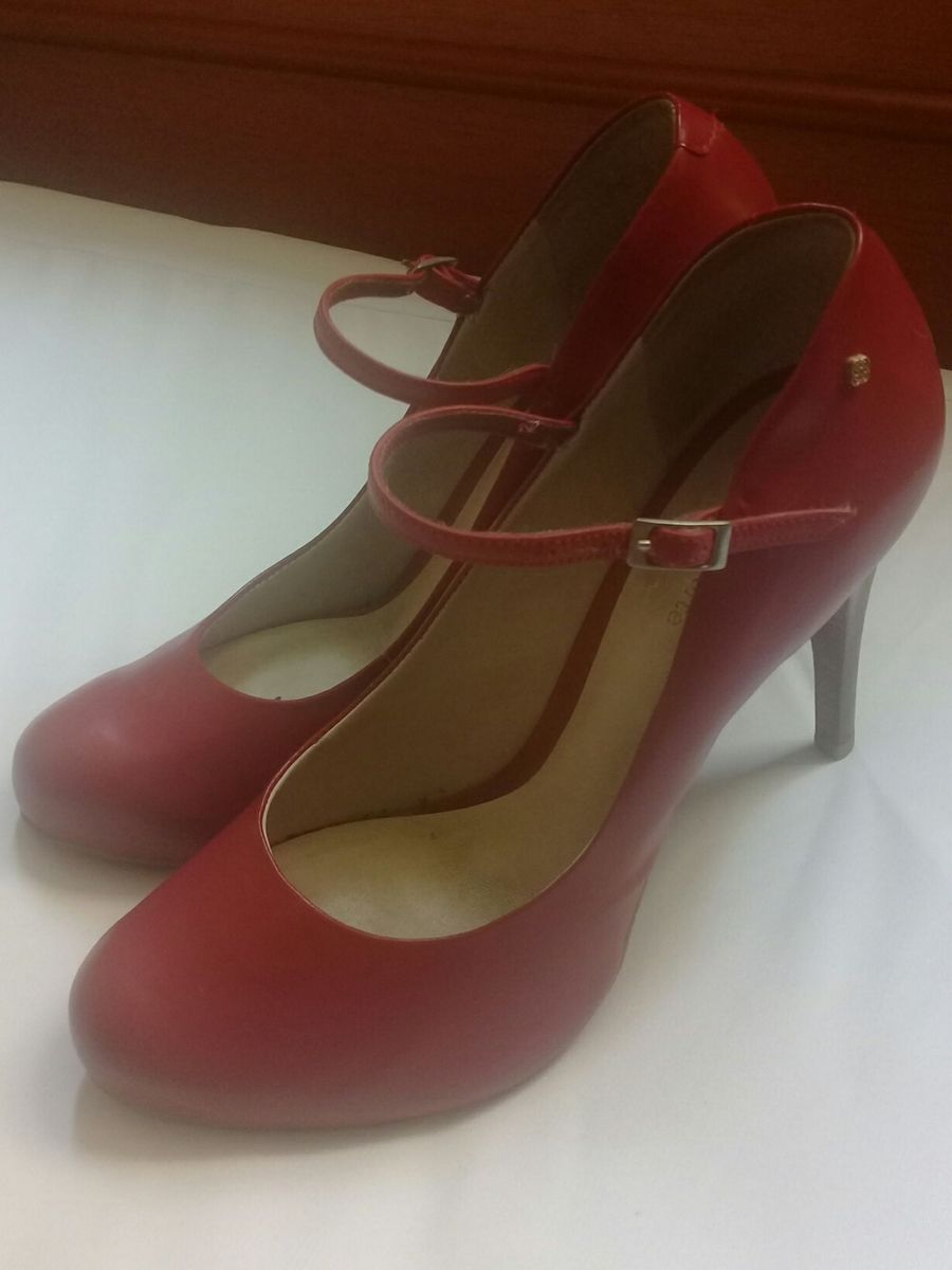 sapato vermelho capodarte