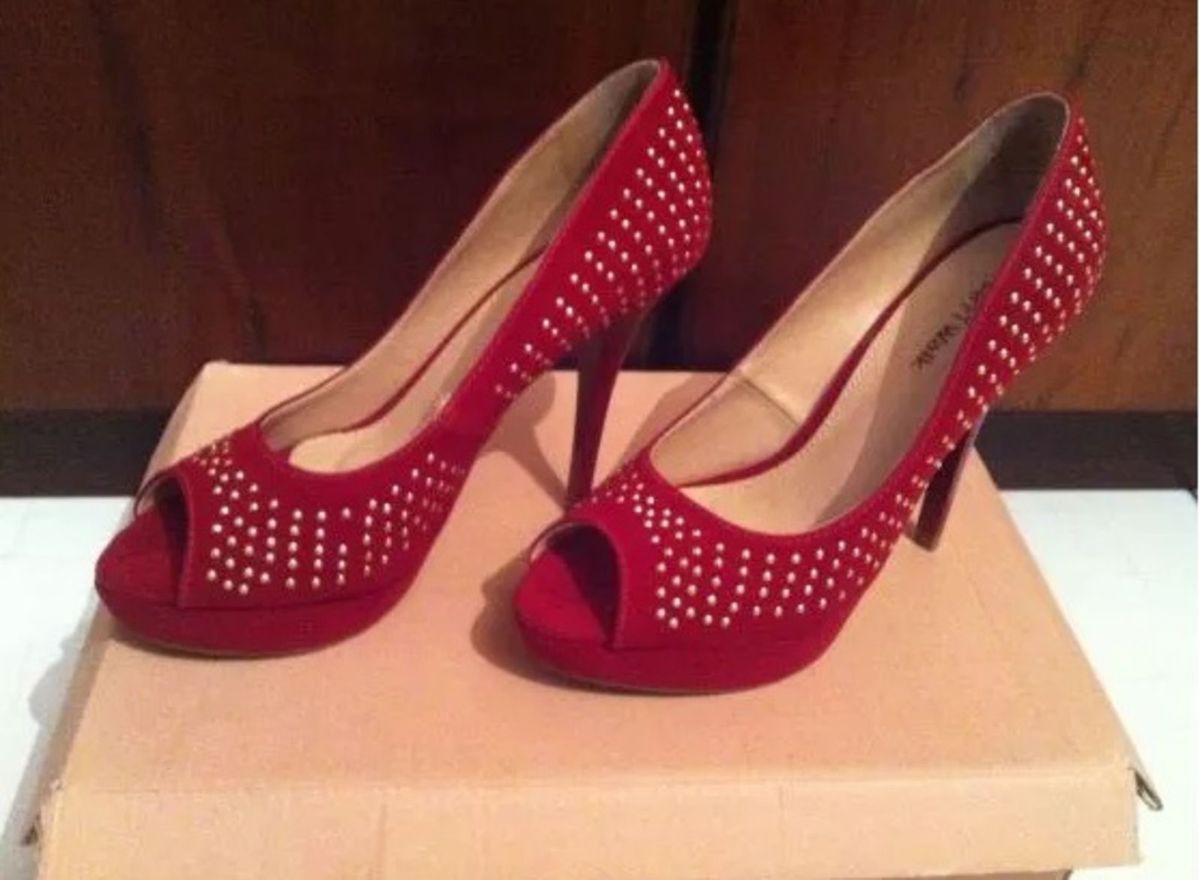 sapato vermelho/dourado - sapatos happy walk
