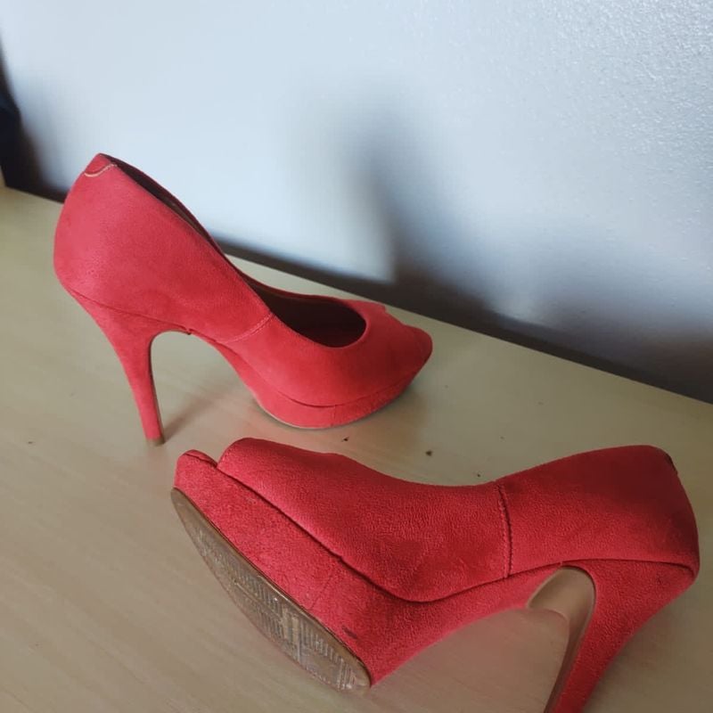 Peep toe hot sale vermelho vizzano