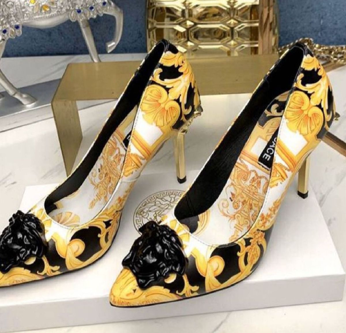 sapatos versace