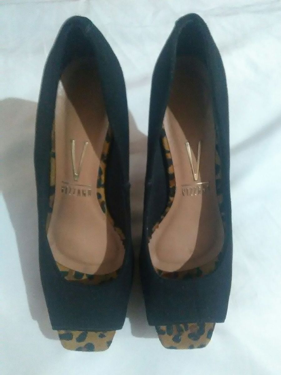sapato vizzano 38 preto com oncinha - sapatos vizzano